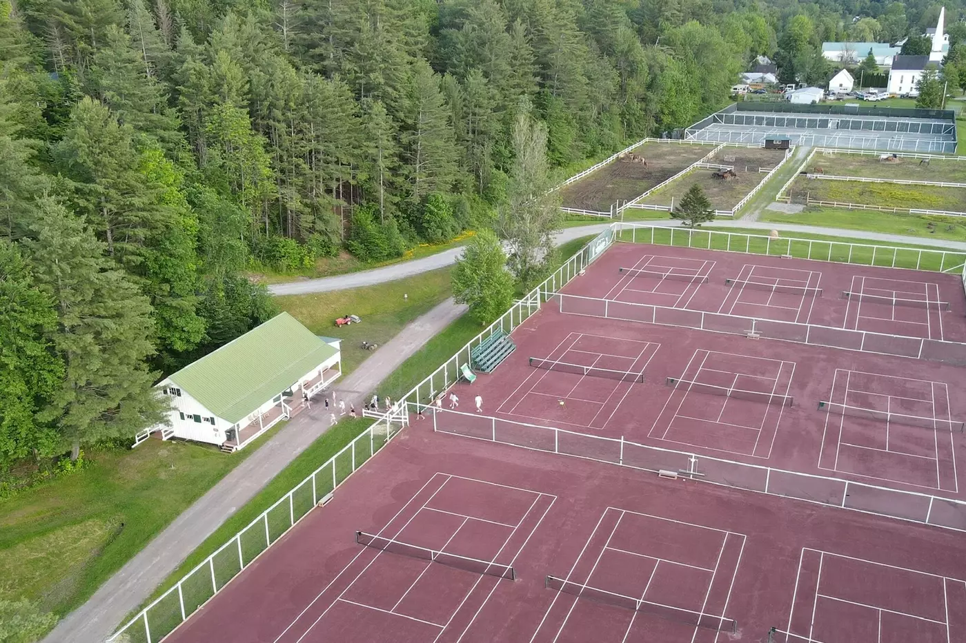 Red Clay and Hard-Tru courts at Windridge Tennis Camp